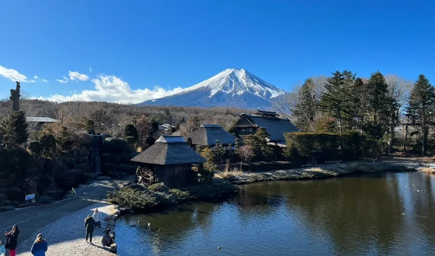 Oshino Hakkai and Mt. Fuji